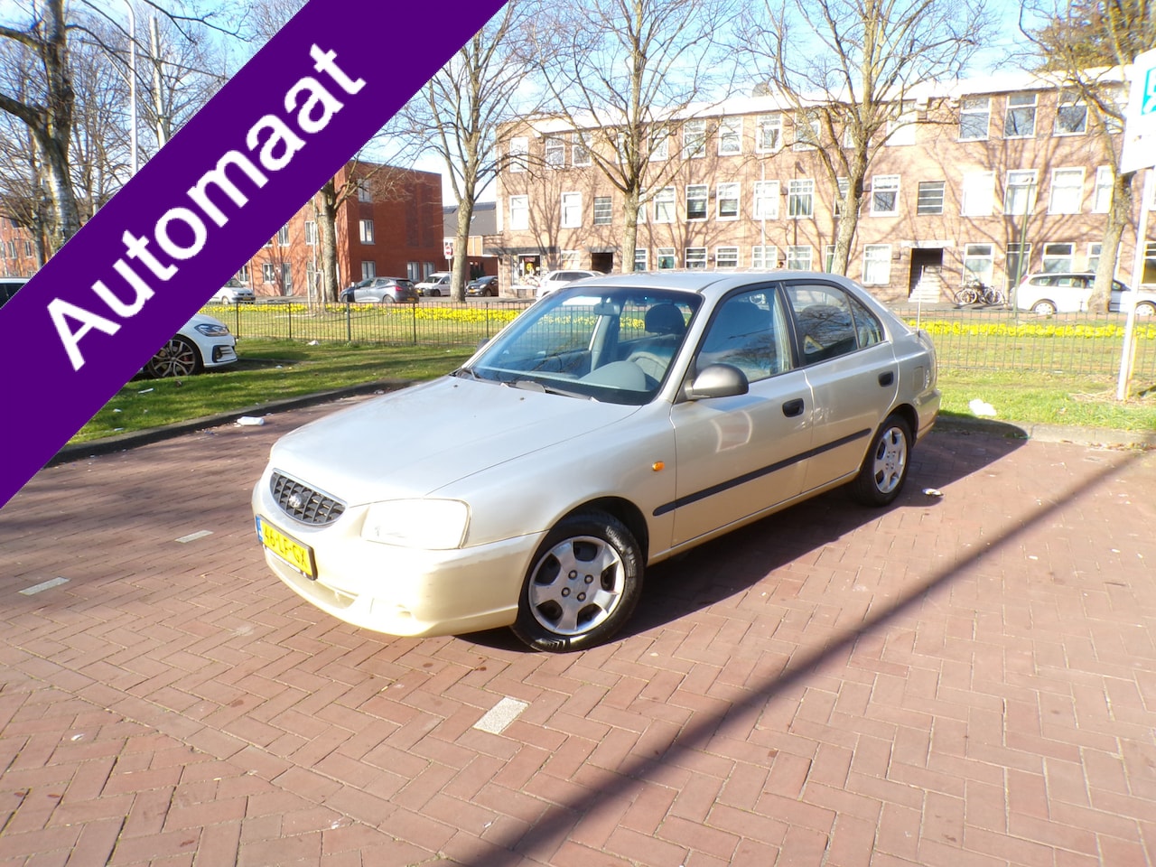 Hyundai Accent - 1.5i LS AUTOMAAT 2E EIGENAAR ORG KM MET NAP...... - AutoWereld.nl