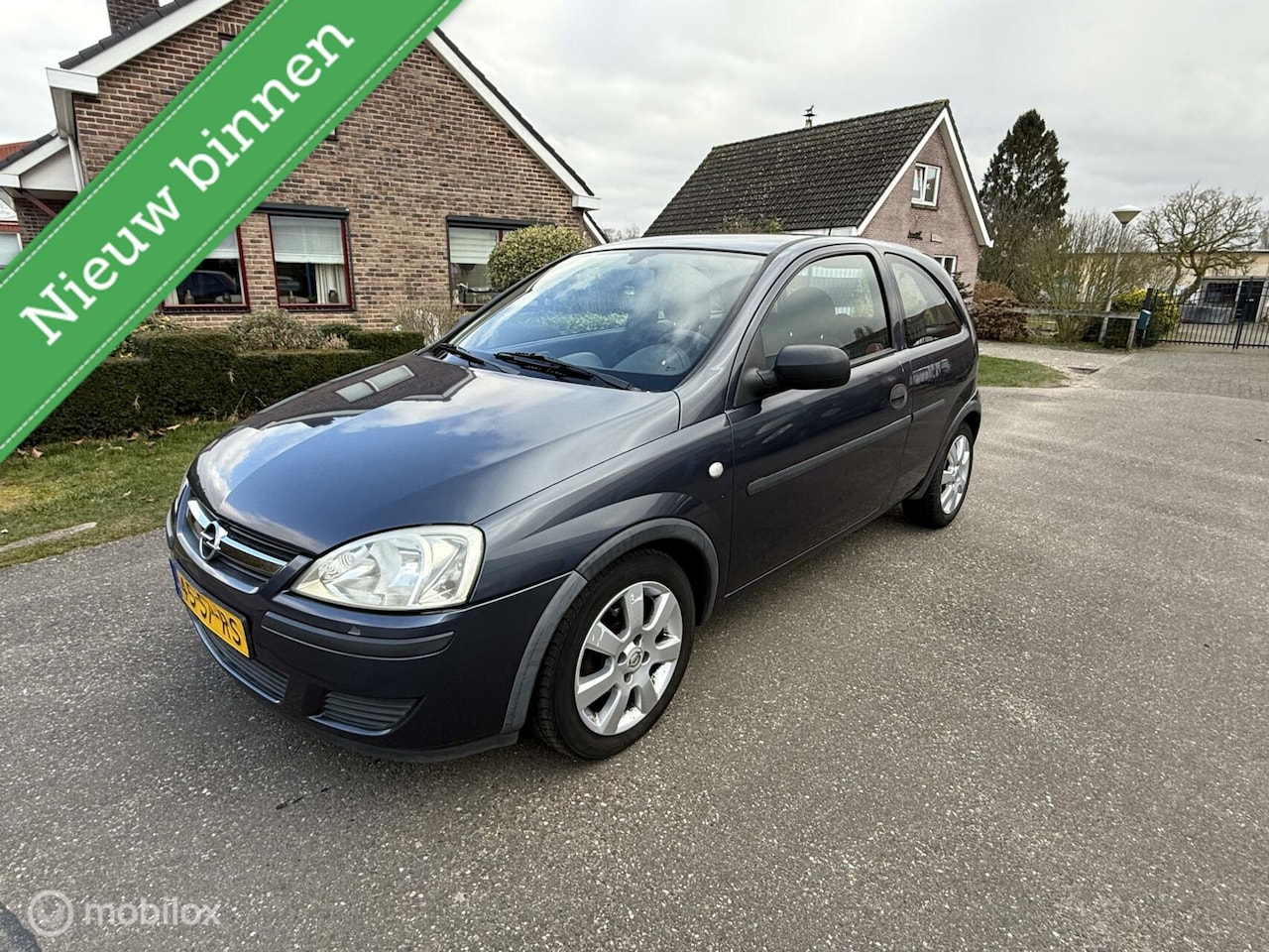 Opel Corsa - 1.2-16V Essentia 1.2-16V Essentia - AutoWereld.nl