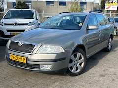 Skoda Octavia Combi - 1.8 TSI Ambiente Attractive Business