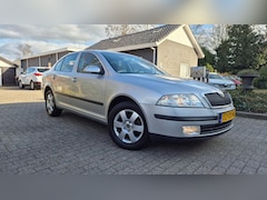 Skoda Octavia - 1.6 Ambiente MPI-AIRCO-BJ 2006