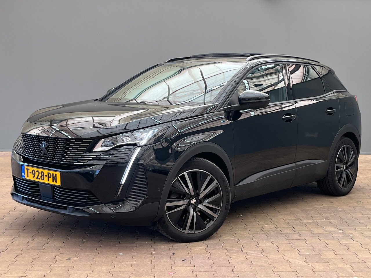 Peugeot 3008 - 1.6 HYbrid 225 GT | Apple Carplay/Android Auto|telefoonintegratie premium | DAB ontvanger - AutoWereld.nl