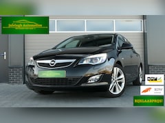 Opel Astra - 1.4 Turbo Cosmo