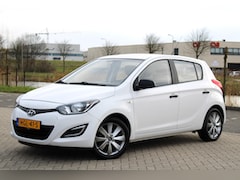 Hyundai i20 - 1.2i i-Drive l Airco l Elek Pak l LMV