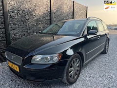 Volvo V50 - 2.4i Leder, Airco, 16" LM Vegen, Panorama Dak