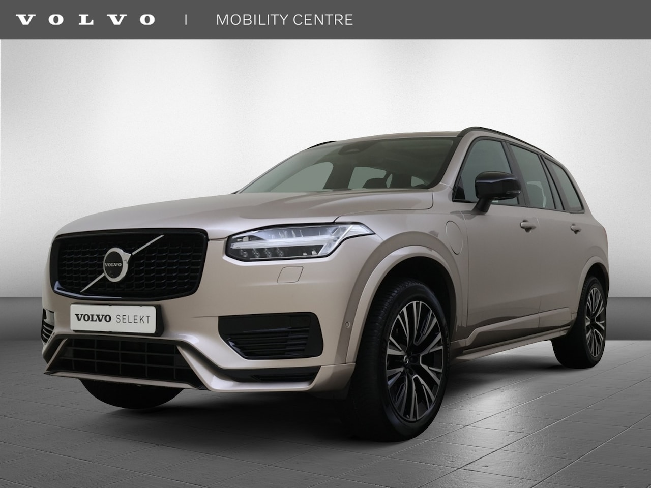 Volvo XC90 - T8 AWD Ultimate Dark | Luchtvering | Massage | Trekhaak | - AutoWereld.nl