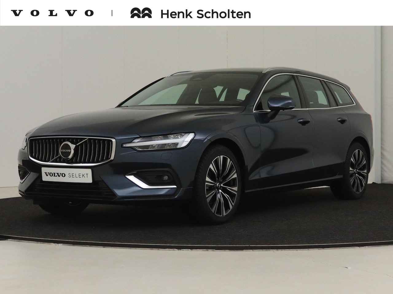 Volvo V60 - B3 Automaat Plus Bright | Premium Audio by Harman Kardon | Semi Elektrische Trekhaak | Ada - AutoWereld.nl