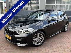 BMW 1-serie - 118i 5-deurs 118i High Executive M Sport 2024 km 4410 NIEUW