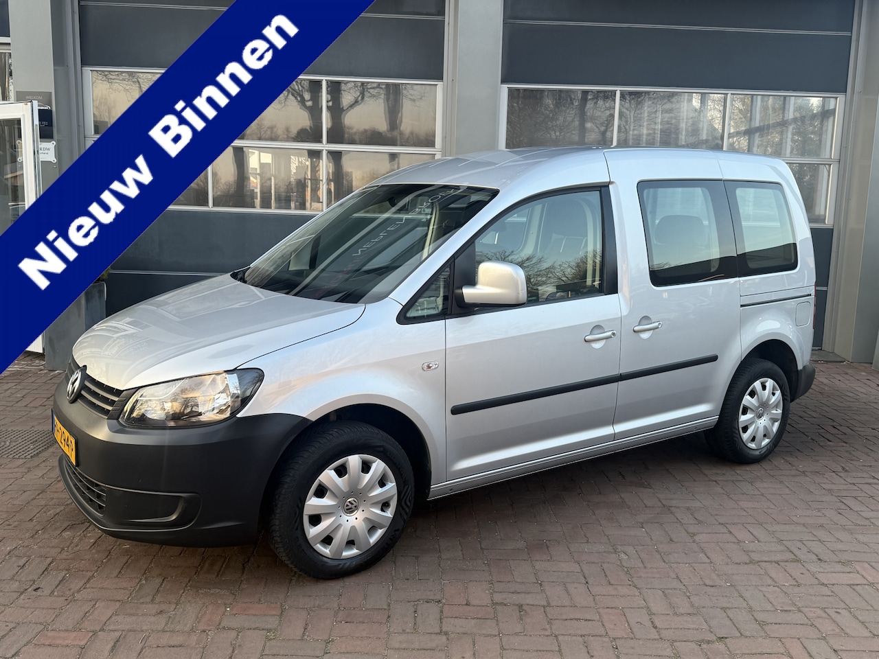 Volkswagen Caddy - 1.2 TSI Trendline Airco,Cruise,Trekhaak,Cv 5 Pers B 2012 Benzine Airco,Cruise,Trekhaak,Cv, - AutoWereld.nl