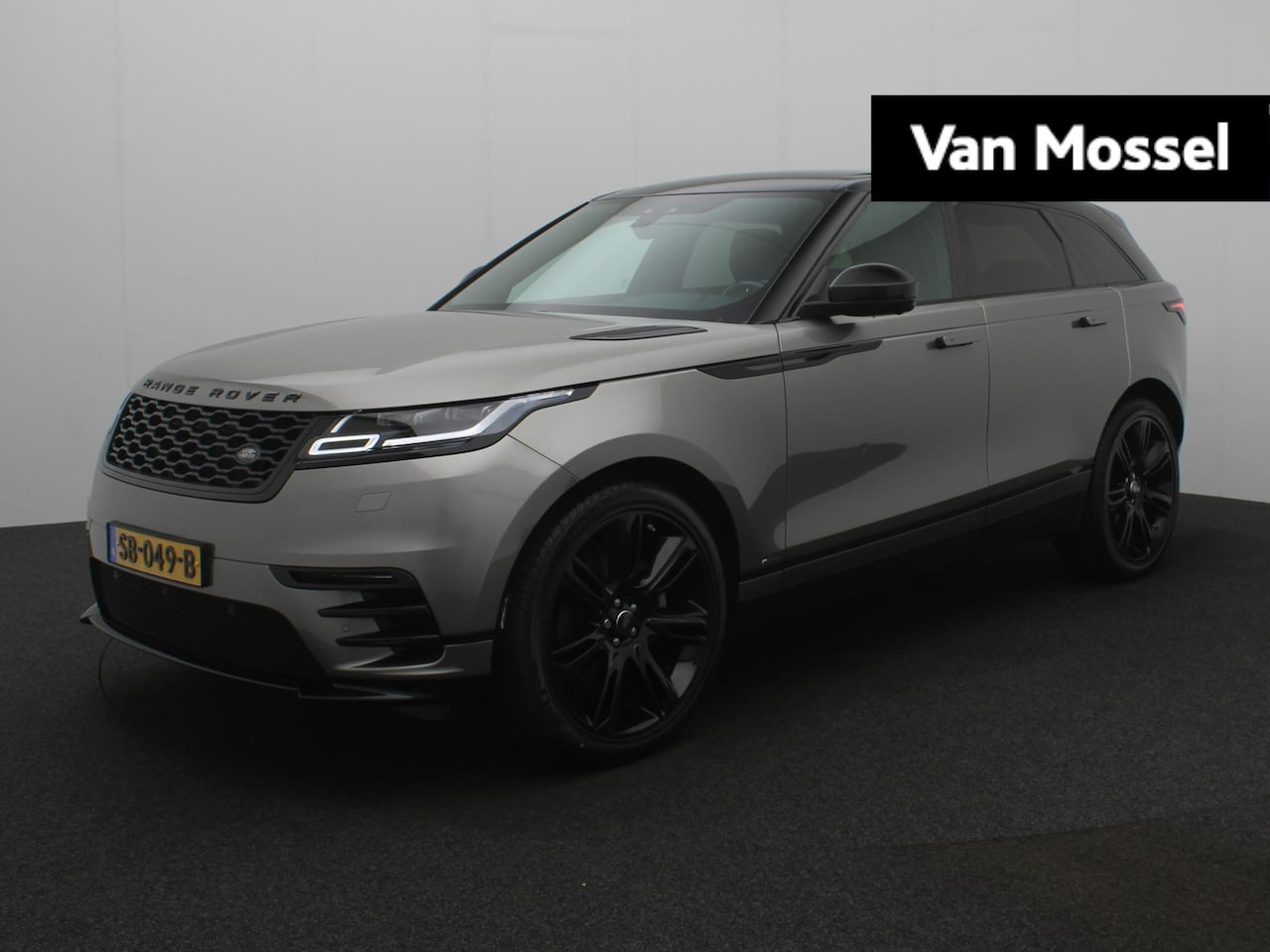 Land Rover Range Rover Velar - P380 V6 AWD R-Dynamic | NP Eur 132.663,- | Luchtvering | Cold Climate Pack | Schuif-/ kant - AutoWereld.nl