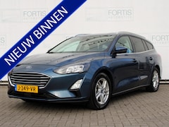 Ford Focus Wagon - 1.0 EcoBoost Hybrid Trend Edition Business NL AUTO | CAMERA | CARPLAY | STUURWIEL VERW | S