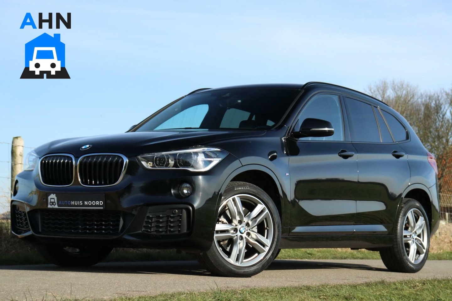 BMW X1 - xDrive20i / M-Sport / M Pakket / 192PK / Trekhaak / Cruise / Navi / Camera / 18"! - AutoWereld.nl