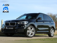 BMW X1 - xDrive20i / M-Sport / M Pakket / 192PK / Trekhaak / Cruise / Navi / Camera / 18"