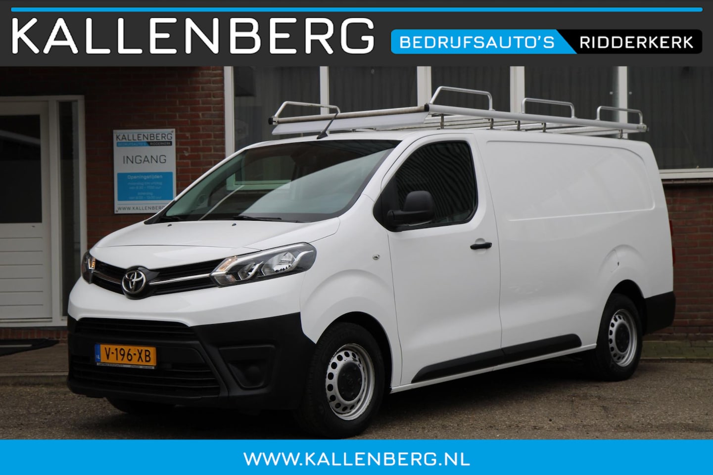 Toyota PROACE Long Worker - 2.0 D-4D Navigator / App connect / Trekhaak / Imperiaal / Navi - AutoWereld.nl