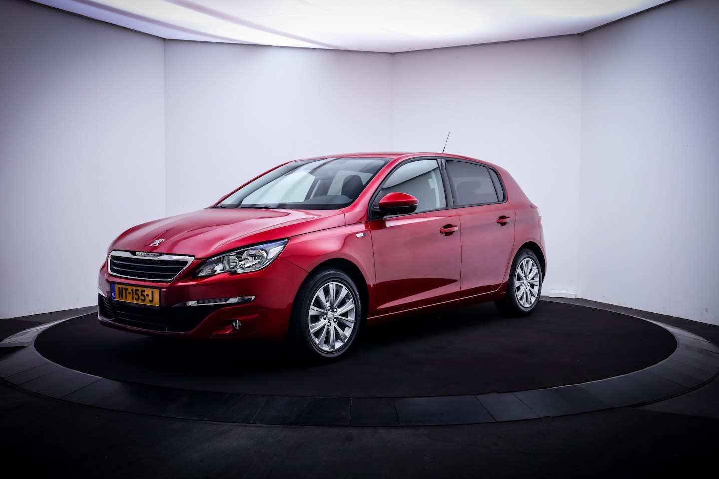 Peugeot 308 - 1.2T ALLURE 130pk NAVI | CLIMA | CRUISE | PDC | LMV - AutoWereld.nl