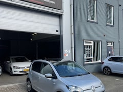 Volkswagen Up! - 1.0 high up BlueMotion PANORAMADAK LEER