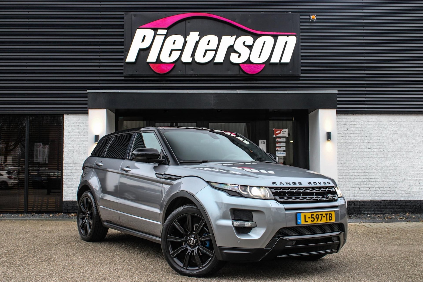 Land Rover Range Rover Evoque - 2.2 SD4 4WD DYNAMIC LEES TEKST - AutoWereld.nl