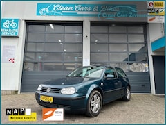 Volkswagen Golf - 1.4-16V Comfortline