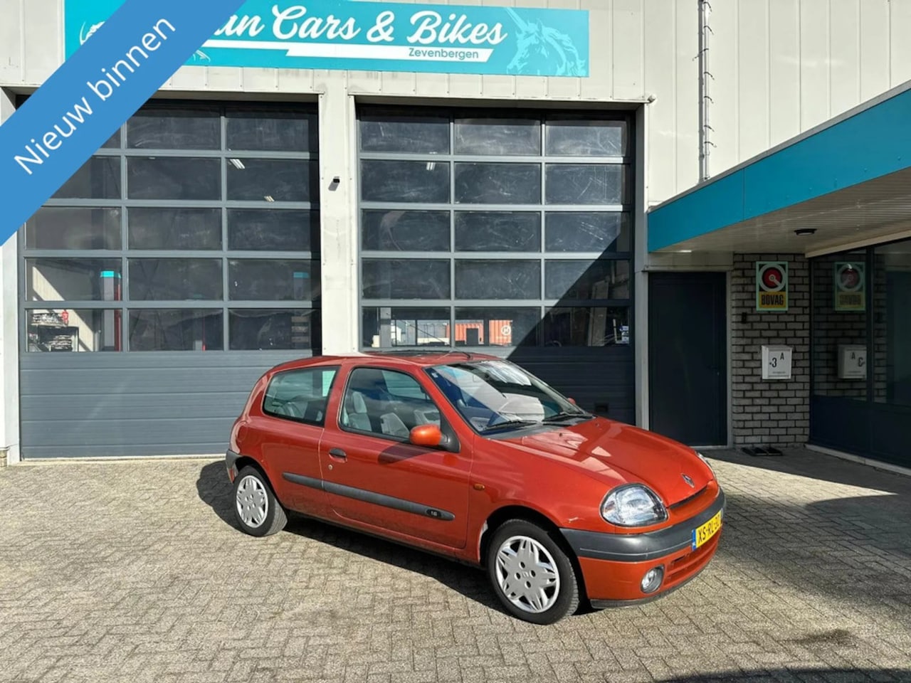 Renault Clio - 1.6 RXE 1.6 RXE - AutoWereld.nl