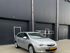 Opel Astra Sports Tourer - 1.4 Turbo Cosmo