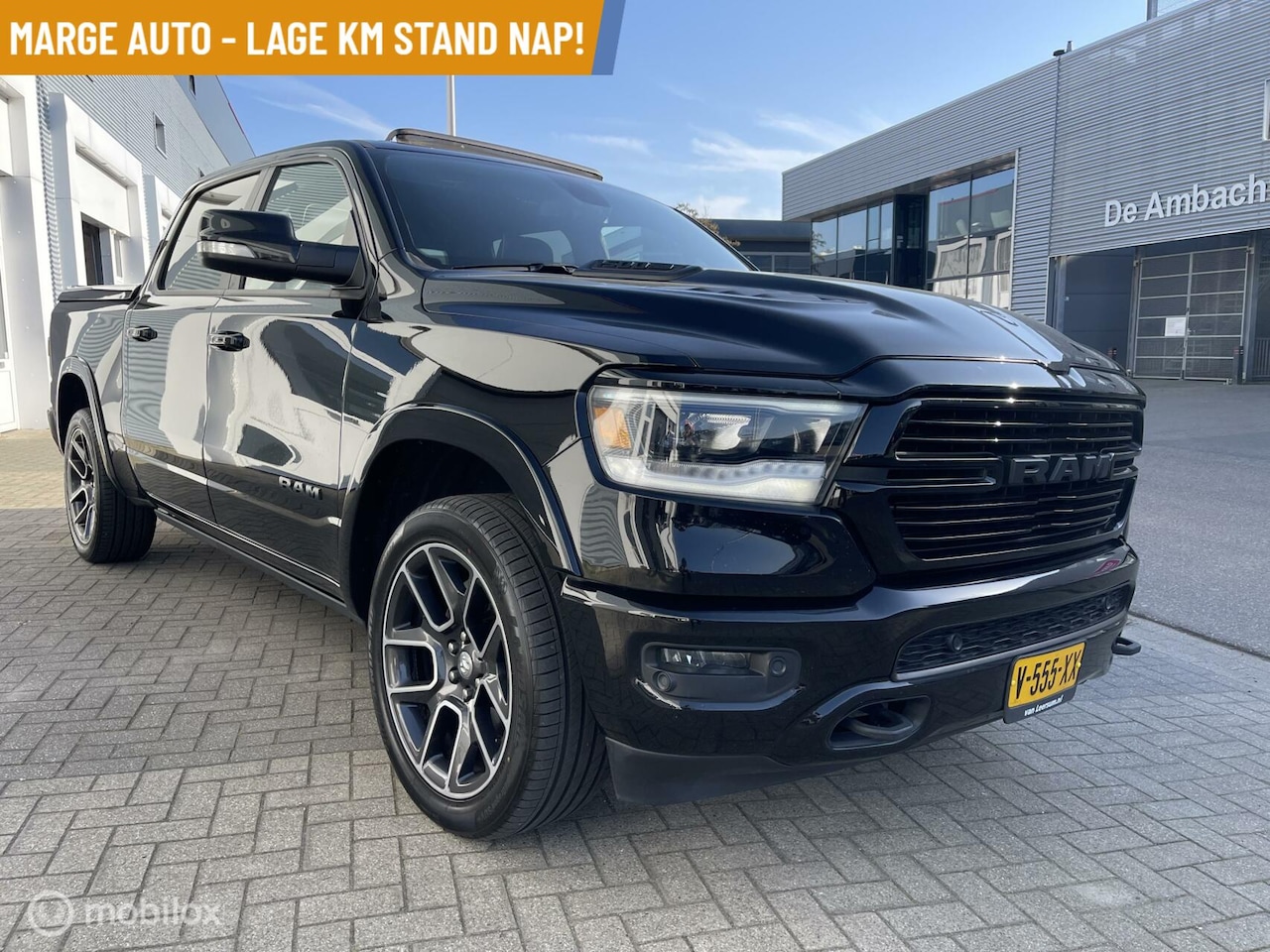 Dodge Ram 1500 - 4X4 5.7 V8 4x4 Crew Cab Laramie - AutoWereld.nl