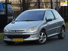 Peugeot 206 - 1.6-16V Quiksilver NAP/CLIMA/ELEKRAM/APK