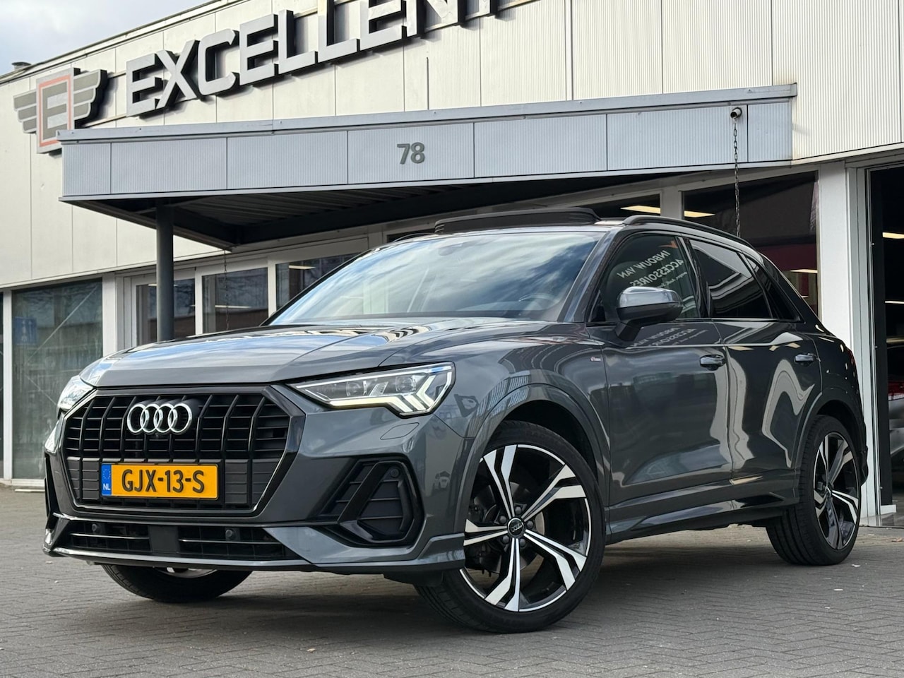 Audi Q3 - 35 TFSI Pro Line S Line | Pano | Leder | 360 Cam - AutoWereld.nl