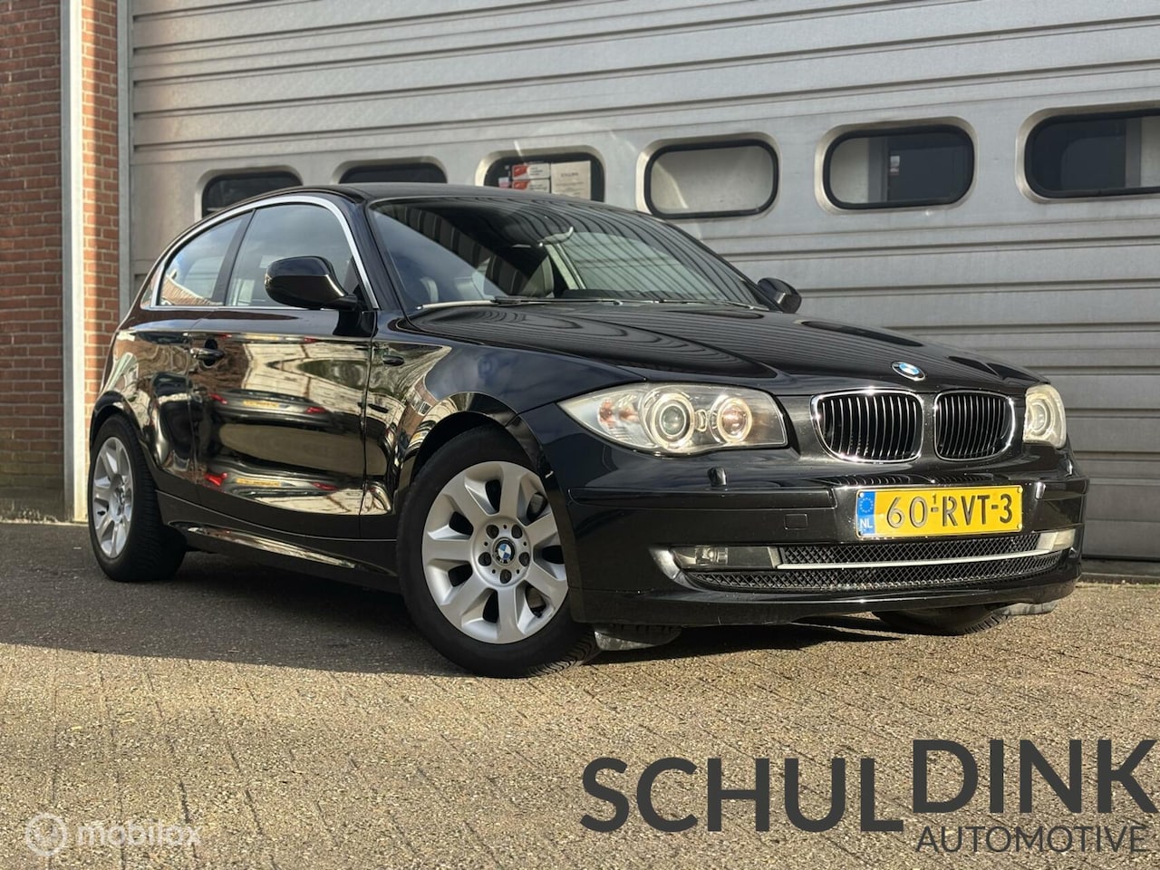 BMW 1-serie - 118i EffDyn. Ed. Business Line Ultimate Edition 118i EffDyn. Ed. Business Line Ultimate Edition - AutoWereld.nl