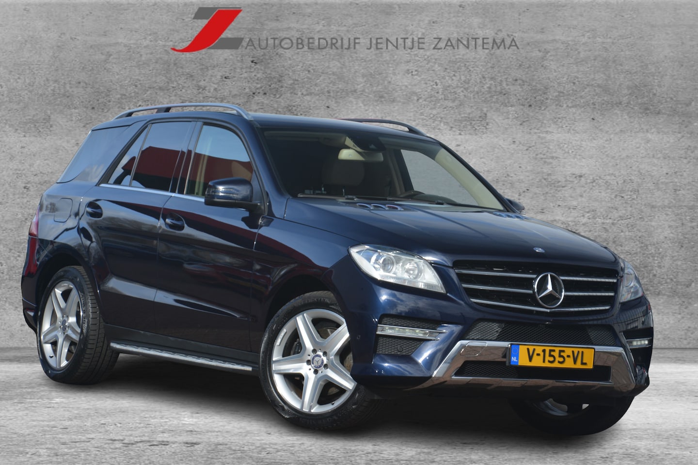 Mercedes-Benz ML-klasse - 350 BLUETEC 4MATIC AMG Styling | Navigatie | Camera | Leer | Xenon | PDC | Cruise-control - AutoWereld.nl