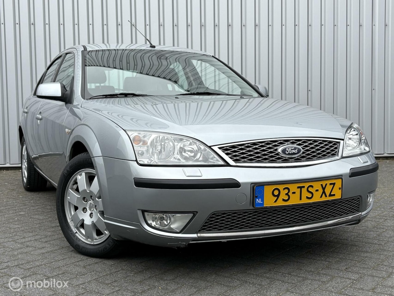 Ford Mondeo - 2.0-16V Platinum | Aut | Leder | NAP | Trekhaak | Youngtimer | - AutoWereld.nl