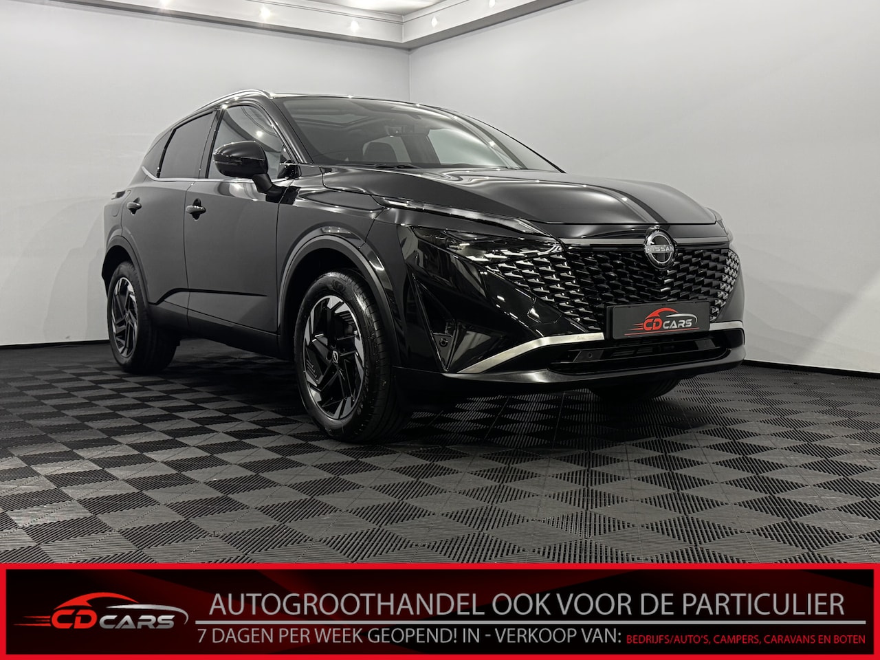 Nissan Qashqai - 1.3 MHEV Xtronic N-connecta Half leder, Pano, 360 Camera, Navi, Virtual desk, Keyless star - AutoWereld.nl