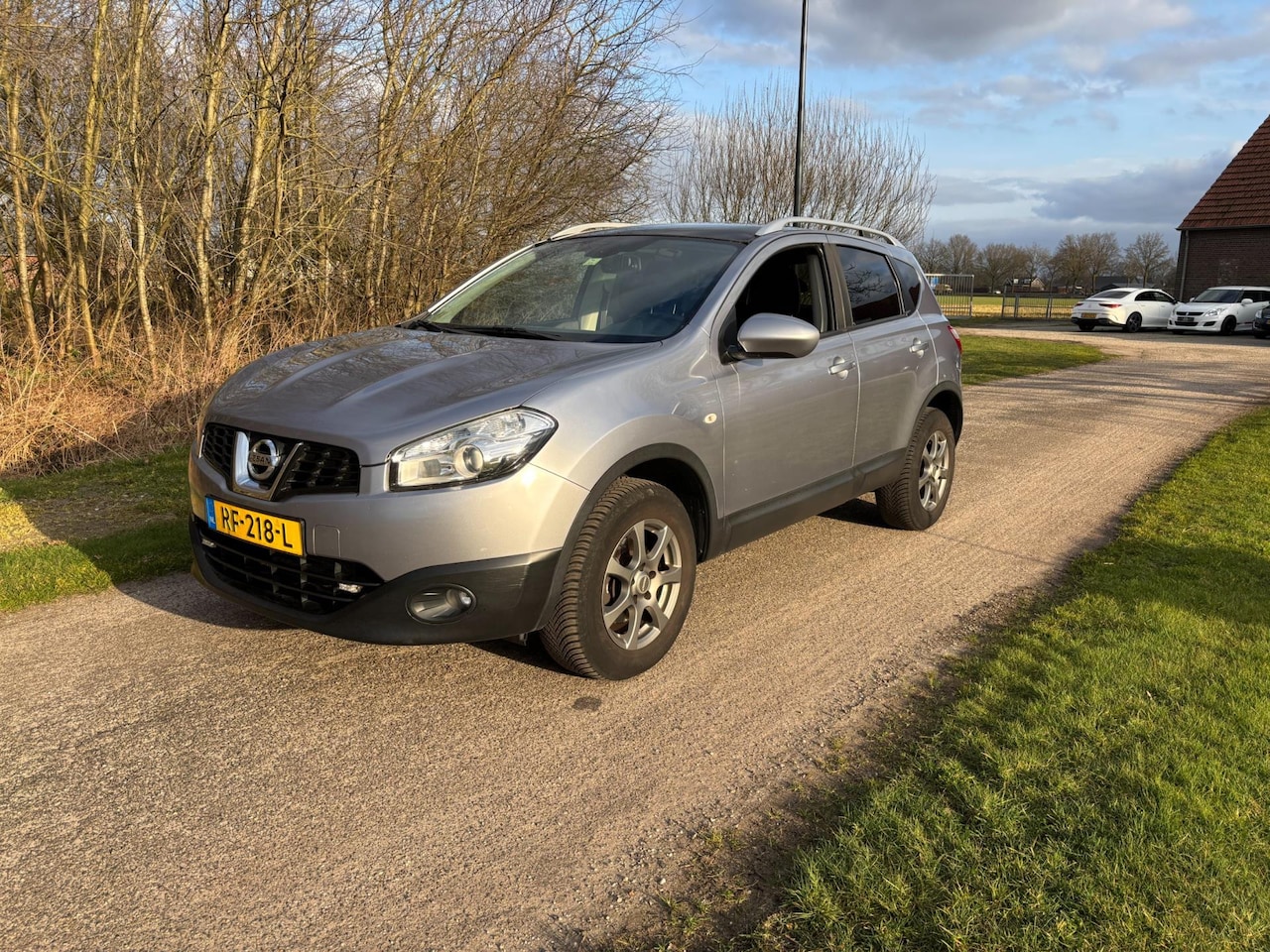 Nissan Qashqai - 1.6 dCi Connect Edition panorama navigatie parkeercamera - AutoWereld.nl