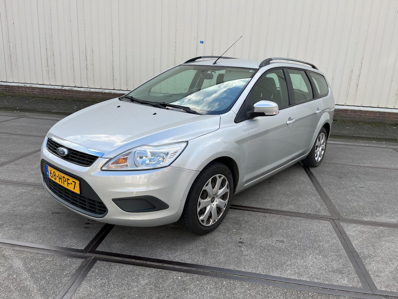 Ford Focus Wagon - 1.6 Trend nieuwe apk trekhaak - AutoWereld.nl