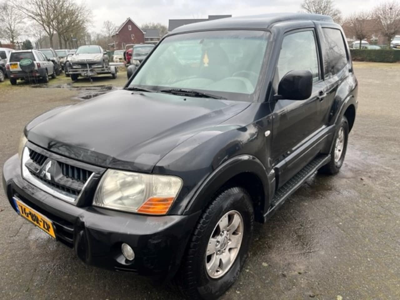 Mitsubishi Pajero - 3.2 Di-D AUT 4WD AIRCO / CRUISE / ENGINE GOOD /GEARBOX GOOD / EXPORT CAR PRICE € 2.750 MAR - AutoWereld.nl