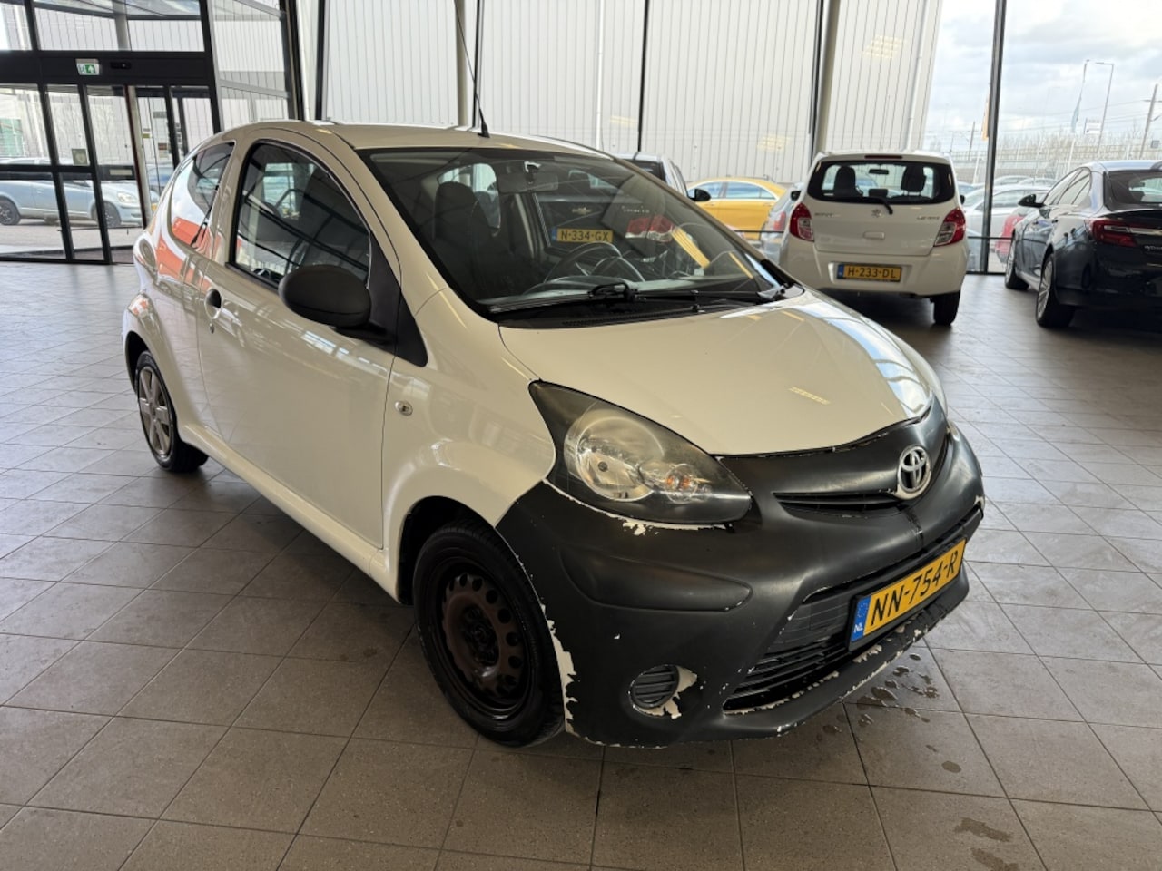 Toyota Aygo - 1.0 VVT-i Access 1.0 VVT-i Access - AutoWereld.nl