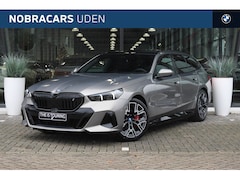 BMW i5 Touring - eDrive40 High Executive M Sport / Panoramadak / Parking Assistant Professional / Adaptieve