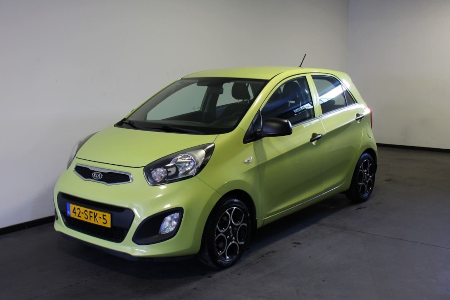 Kia Picanto - 1.0 CVVT Comfort Pack 1.0 CVVT Comfort Pack - AutoWereld.nl