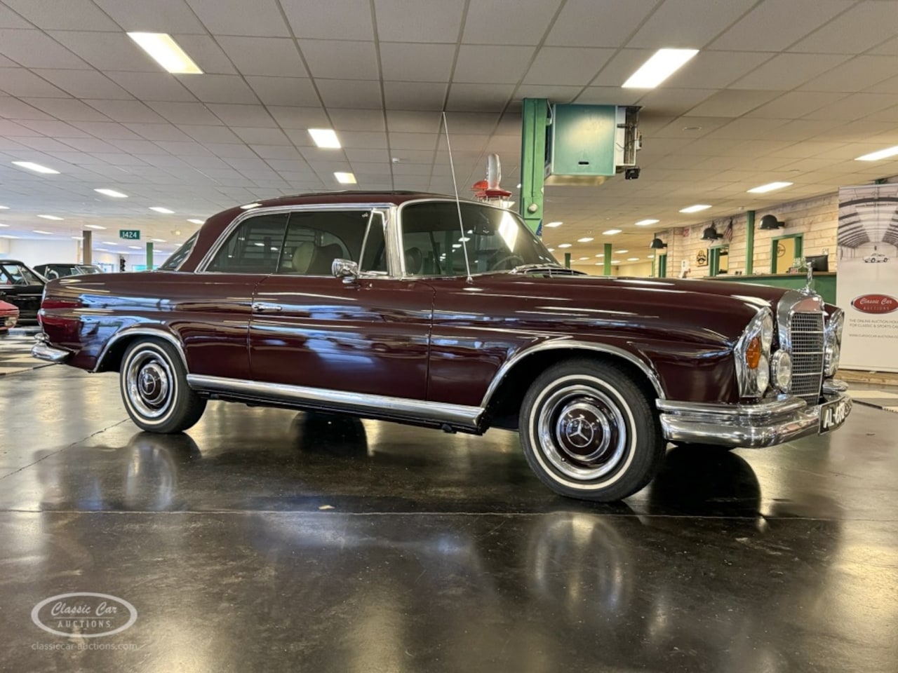 Mercedes-Benz 250 - 250SE Coupe Automatic  - ONLINE AUCTION - AutoWereld.nl