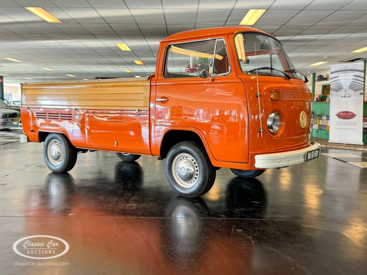 Volkswagen T2 - - ONLINE AUCTION - AutoWereld.nl