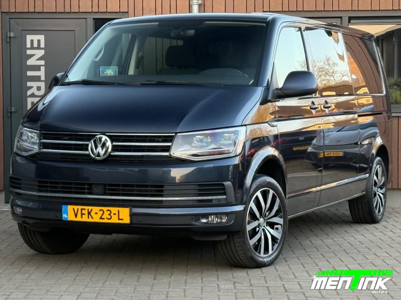 Volkswagen Transporter - 2.0 TDI L2H1 DC HIGHLINE DSG led dubbele deur acc 18'' Camera - AutoWereld.nl