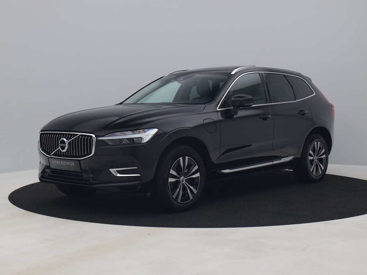 Volvo XC60 - 2.0 Recharge T6 AWD Business Pro | CAMERA | KEYLESS | TREKHAAK - AutoWereld.nl