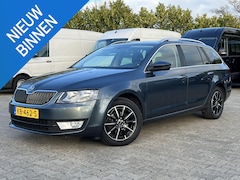 Skoda Octavia Combi - 1.6 TDI Ambition Businessline AIRCO CRUISE NAV DSG