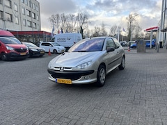 Peugeot 206 - 1.4 XR Challenge