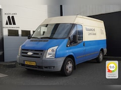 Ford Transit - 300M 2.2 TDCI L2H2 - Radio + CD speler - Treeplank - € 1.750, - MARGE