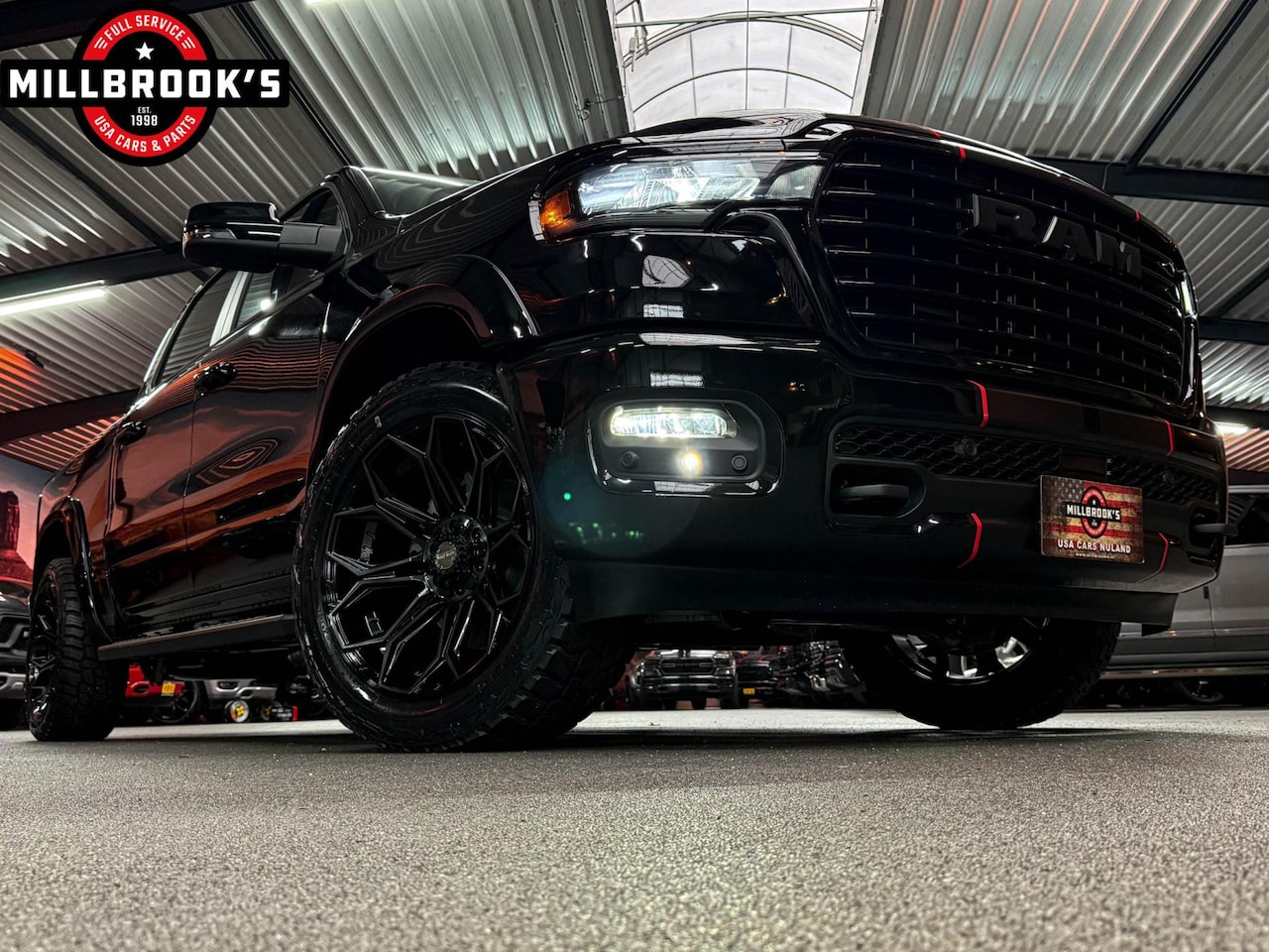 Dodge Ram 1500 - Sport Hurricane, ALL- IN, Widebody, Black Edition, LPG, Bakflip, Panoramadak, Adaptieve Cr - AutoWereld.nl