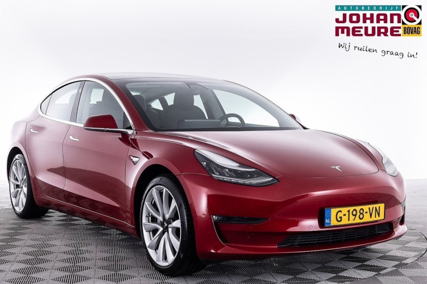 Tesla Model 3 - Long Range RWD Long Range AWD 75 kWh | Trekhaak | LEDER | PANORAMADAK ✅ 1e Eigenaar . - AutoWereld.nl