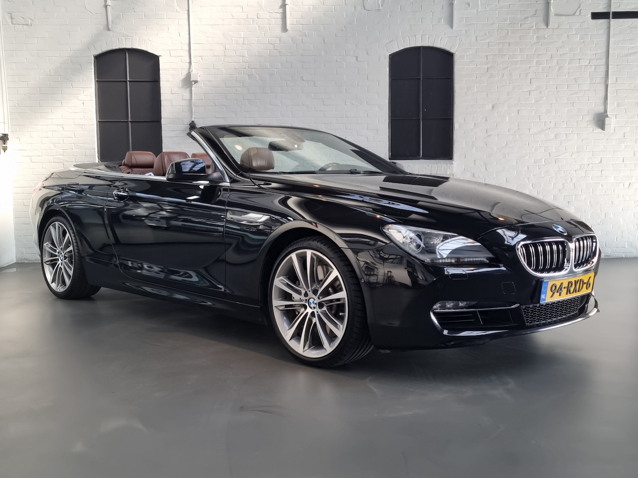 BMW 6-serie Cabrio - 650i High Executive HEAD-UP / CAMERA / NL-AUTO - AutoWereld.nl