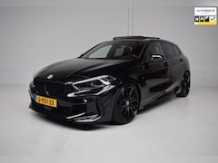 BMW 1-serie - M135i 306PK xDrive M-SPORT PERFORMANCE / ORG.NED / SCHUIFDAK / M-SPORT-ZETELS / CAMERA / 1