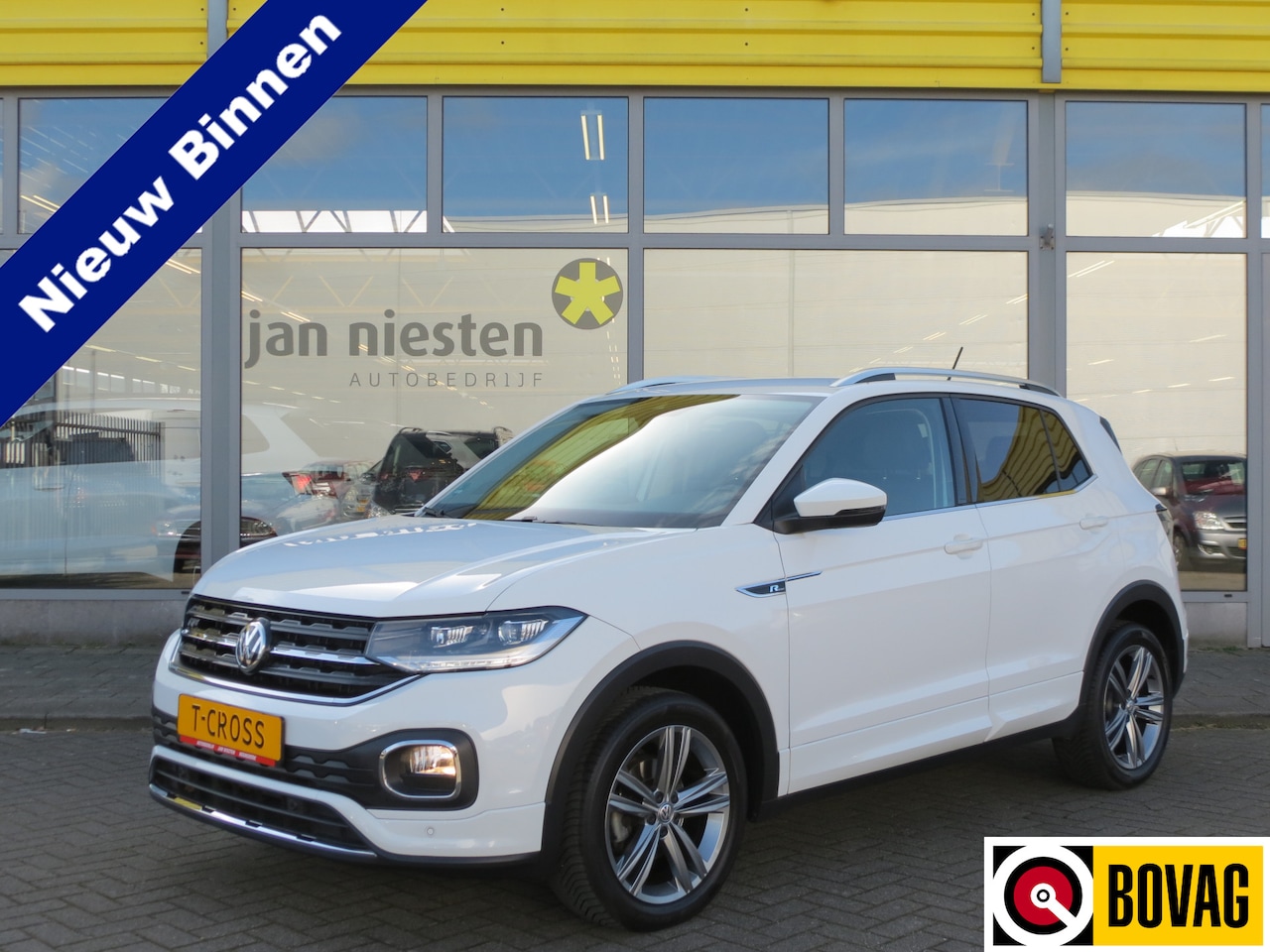 Volkswagen T-Cross - 1.0 TSI Style R-Line -115pk- Automaat | Navi | Digitale Cockpit | Climat Control | Stoelve - AutoWereld.nl