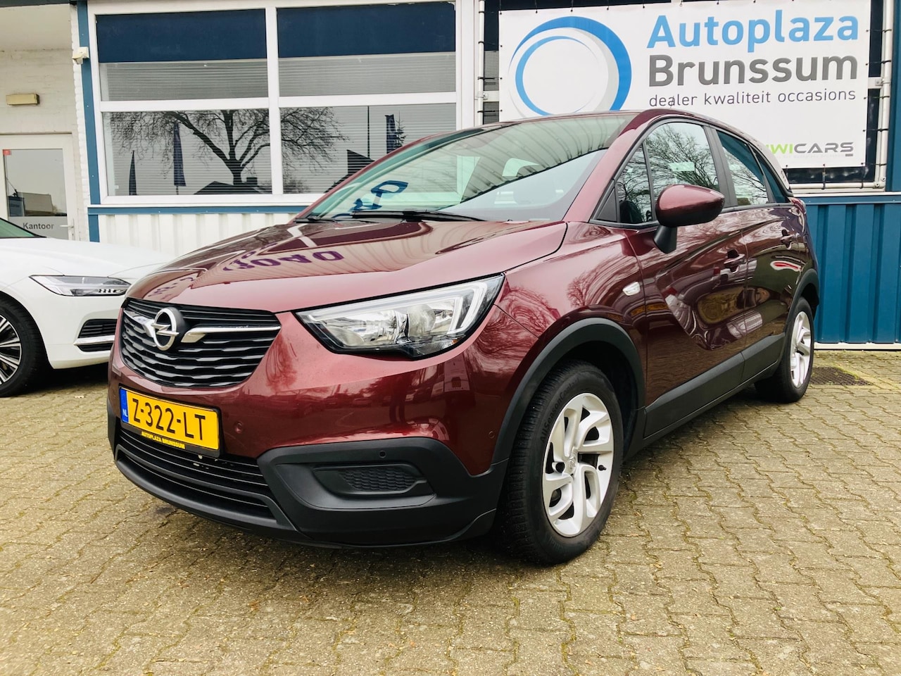 Opel Crossland X - 1.2 120 Jaar Edition 1.2 120 Jaar Edition - AutoWereld.nl