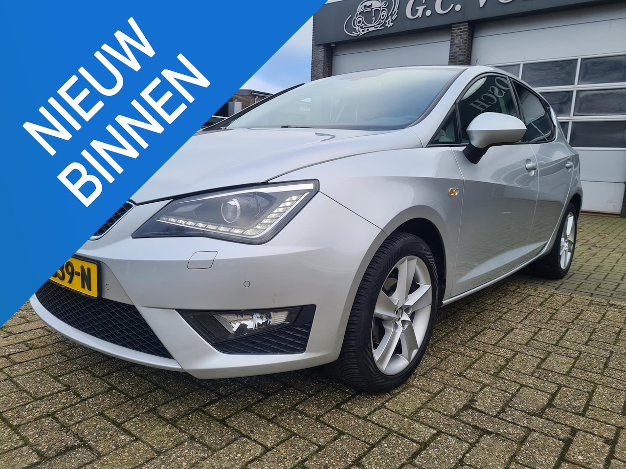 Seat Ibiza - 1.0 EcoTSI FR Connect 1.0 EcoTSI FR Connect - AutoWereld.nl